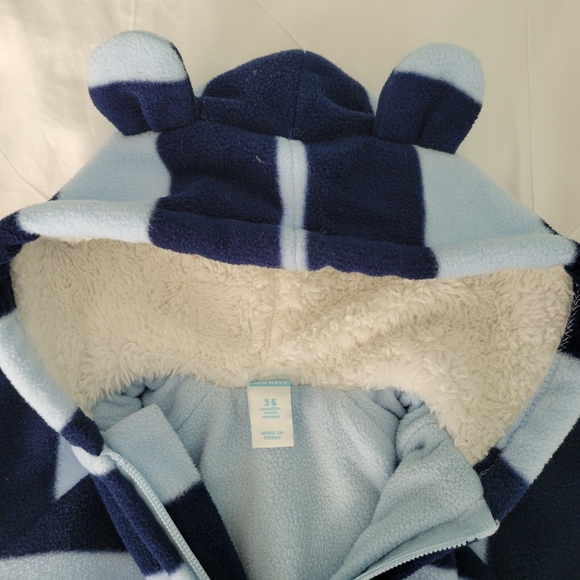 Old Navy Fleece Bunting suit - Picture 3 of 3